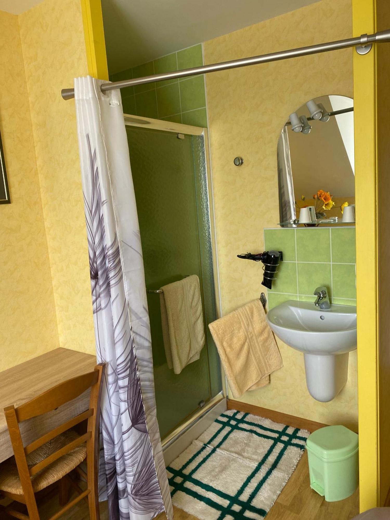 Bed and Breakfast Le Petitepinay Moitron-sur-Sarthe Zewnętrze zdjęcie
